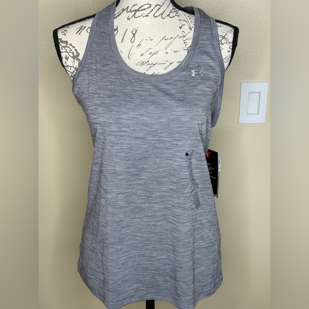 NWT - women Under Armour heather grey tank with UPF30!.